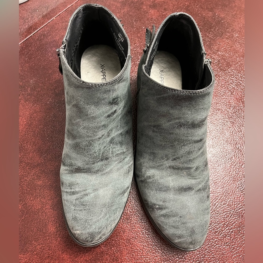 Xappeal booties size 10